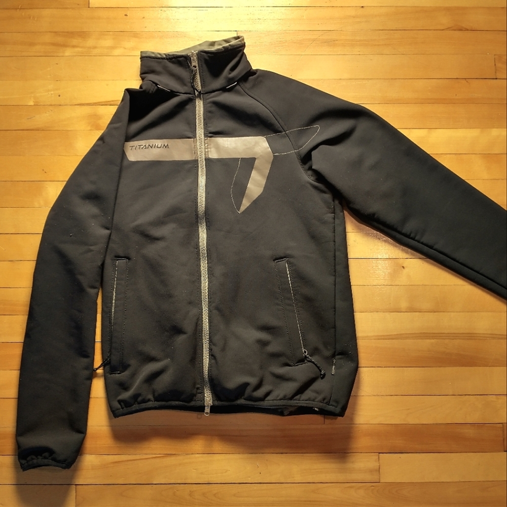 Columbia titanium tracksuit vest for men